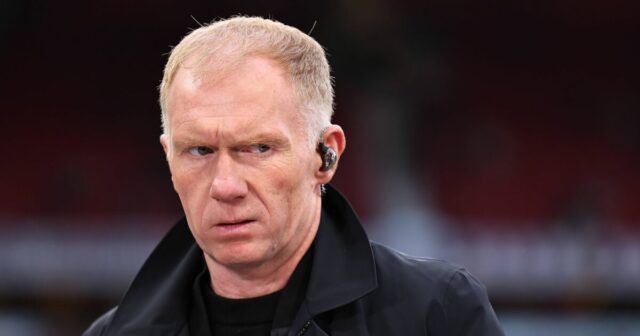 Paul Scholes v skutočnosti informoval zamestnávateľov z Male Utd, čo predpokladá, keď strieľa gól v Carrick|Futbal|Sporting Activity 
