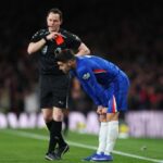 Pedro Neto dostal extra trest za červenú kartu Chelsea vs Arsenal, keď FA odhalil trest