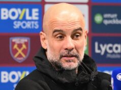 Pep Guardiola brutálnym varovaním hovorí hviezdam Man City, aby „zostali doma“. Pep Guardiola