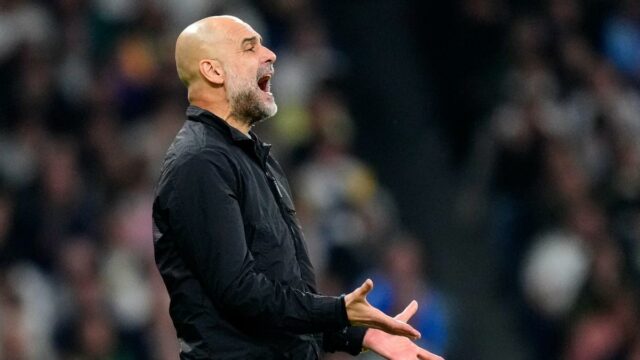 Pep Guardiola hovorí, že boj o titul v Premier League sa neskončil napriek poslednému neúspechu Manchestru City
