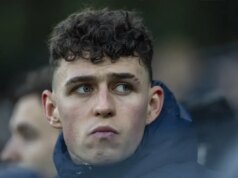 Phil Foden striedal so zranením po hororovom súboji v Anglicku remízou s Uruguajom Download app from appStore