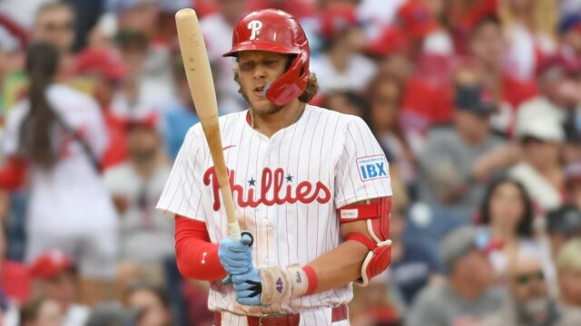 Phillies Alec Bohm žaluje rodičov za údajné vysávanie jeho peňazí
