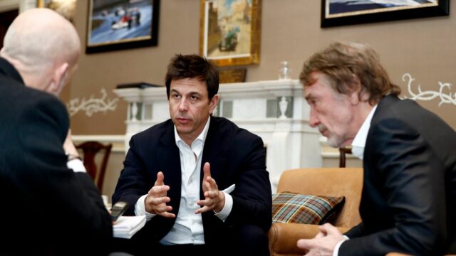 Toto Wolff so Sirom Jimom Ratcliffom v roku 2020