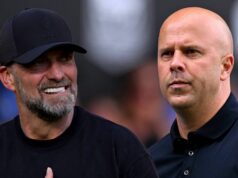 Porovnanie Jurgena Kloppa, keď Arne Slot odovzdal verdikt Liverpoolu Tréner Liverpoolu Arne Slot