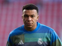 Pozor: Mbappé cestuje do Manchestru na súboj so City Download app from appStore