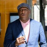 Deväť policajtov muselo zadržať Wendella Sailora po tom, čo sa stal agresívnym počas opileckého incidentu vo Wollongongu.