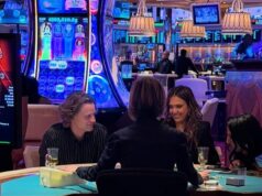 Pravda sa vynorí za klebetami Joea Burrowa a Jessicy Alby o rande po ich divokej spoločnej noci v Las Vegas Zdá sa, že na širokom zdieľanom obrázku sú Joe Burrow (vľavo) a Jessica Alba vonku v Las Vegas