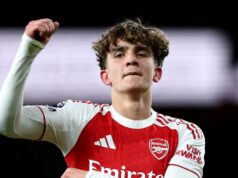 Pre finále Carabao Cupu proti Man City je k dispozícii medzera v zákaze Maxa Dowmana Max Dowman