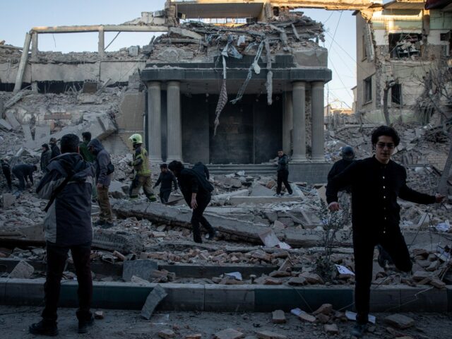 Prečo USA a Izrael zbombardovali viac ako 75 iránskych policajných zariadení? | Správy o ozbrojených skupinách
