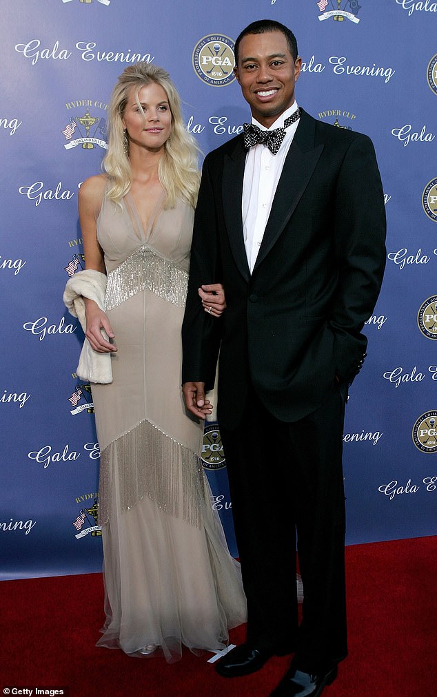 Prečo je bývalá manželka Tigera Woodsa Elin Nordegren „znepokojená“ po Woods bol ženatý so švédskou modelkou Nordegren v rokoch 2004 až 2010 a mali spolu dve deti