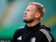 Prečo teda ŠTYRI rôzni manažéri stále vyberali Kaspera Schmeichela, keď všetky dostupné dôkazy naznačovali, že niečo nie je v poriadku? Kasper Shcmeichel tento týždeň prezradil, že jeho kariéra je rovnako dobrá ako u konca, pretože zranenie ramena si vyžiadalo dve operácie.