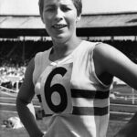 Vo veku 86 rokov zomrela v piatok priekopnícka britská atletická olympionička Mary Randová