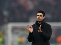 Premier League 2025-26: Arteta z Arsenalu pokrčí plecami od reči o obliehacej mentalite, keďže rastú štvornásobné sny Premier League 2025-26: Arteta z Arsenalu pokrčí plecami od reči o obliehacej mentalite, keďže rastú štvornásobné sny