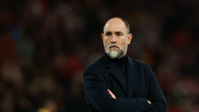 Premier League 2025-26: FA obvinila šéfa Tottenhamu Tudora z pochybenia v súvislosti s komentármi rozhodcov
