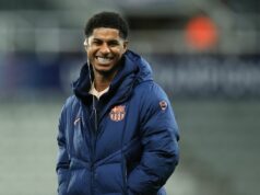 Prestup Marcusa Rashforda do Barcelony sa výrazne zmenil, keď sa Man Utd dozvedel volebný výsledok Marcus Rashford pred zápasom osemfinále Ligy majstrov UEFA 2025/26 16. zápas medzi Newcastle United FC a FC Barcelona v St. James' Park