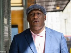 Problémová bývalá hviezda NRL Wendell Sailor sa na súde dozvie o svojom osude po incidente v opitosti vo Wollongongu Legenda krížového kódu Wendell Sailor bola zamietnutá v súlade s právnymi predpismi o duševnom zdraví, ale sudca ho varoval, že sa musí vyhnúť problémom.