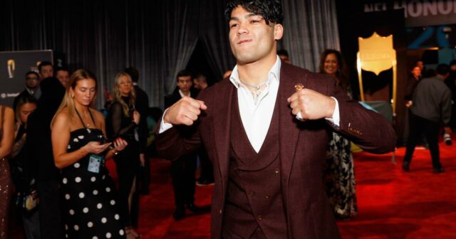 Puka Nacua popiera tvrdenie ženy, že mal antisemitský komentár
