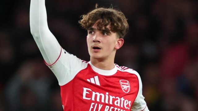 Max Dowman z Arsenalu 