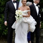 Olympijský medailista James Magnussen sa oženil s dlhoročnou partnerkou Rose McEvoyovou na nábrežnom ceremoniáli vo Watsons Bay v Sydney