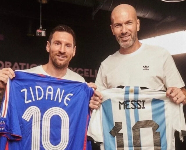 🥐☕️Raňajky FC: vysnívaný tím majstrovstiev sveta, obrovská dohoda Doué? Download app from appStore