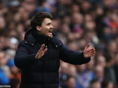 Rangers to dobre a správne naplnili pri kolapse v druhom polčase v Ibroxe… a všetko je na Dannym Rohlovi Šéf Rangers Danny Rohl nedokázal zastaviť tok, pretože Celtic v druhom polčase burácal