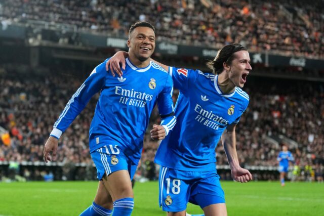 Real Madrid dúfa, že bude mať Kyliana Mbappého k dispozícii pre súboj s Manchestrom City
