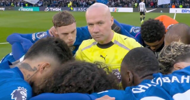 Ref v strede bizarného momentu Chelsea vs Newcastle, keď Cole Palmer zmiatol | Futbal | Šport
