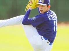 Roki Sasaki z Dodgers robí pokroky v zápase proti menším ligistom Roki Sasaki z Dodgers robí pokroky v zápase proti menším ligistom