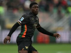 Roma a ďalšie kluby Serie A s pohľadom na benátsku Doumbiu Download app from appStore