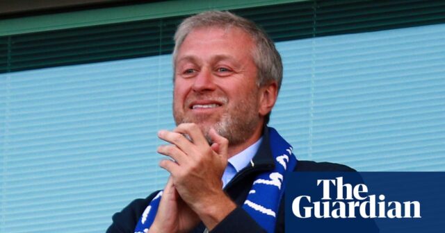 Roman Abramovich je pripravený bojovať s britskou vládou o výnosy z predaja Chelsea v hodnote 2,5 miliardy libier | Roman Abramovič
