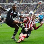 James McClean rieši Dannyho Simpsona