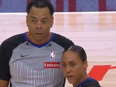 Rozhodkyňa NBA utrpela brutálne zranenie hlavy po zrážke s kameramanom na kurte Oficiálna predstaviteľka NBA Sha¿Rae Mitchell