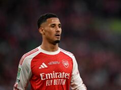 Saliba, Eze, Timber – Najnovšie správy o zranení Arsenalu a dátumy návratu po finálovej porážke Carabao Cupu Obranca Arsenalu William Saliba