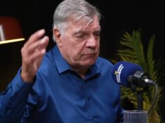 Sam Allardyce odhaľuje „desivý“ zážitok z uviaznutia v Dubaji počas americko-iránskej vojny Sam Allardyce v podcaste No Tippy Tappy Football