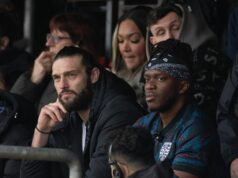 Šéf Dagenham SACK len niekoľko týždňov po tom, čo KSI kúpila klub s bývalou hviezdou Premier League KSI a Andy Carroll.