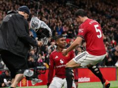 Šéfovia Man Utd „dosiahli dohodu o prestupe“ podľa plánu Casemiro a Harryho Maguirea Casemiro a Harry Maguire v akcii za Manchester United