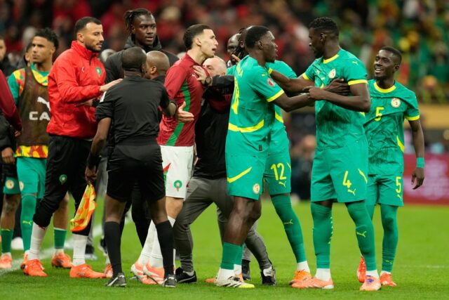 Senegal usporiadal kontroverzný odchod vo finále Afcon (AP)
