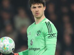 Senne Lammens odhaľuje priamu správu, ktorú Michael Carrick poslal do šatne Man Utd Senne Lammens