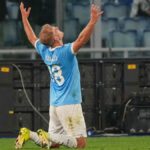 Serie A: Lazio dent má ambície AC Miláno získať titul; Ako sa dostať na miesta v Lige majstrov