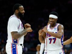 Sixers bojujú o miesto v prvej šestke a čelia mládežníckemu jazzu NBA: Philadelphia 76ers v Sacramento Kings