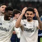 Nicolas Dominguez oslavuje gól pre Forest