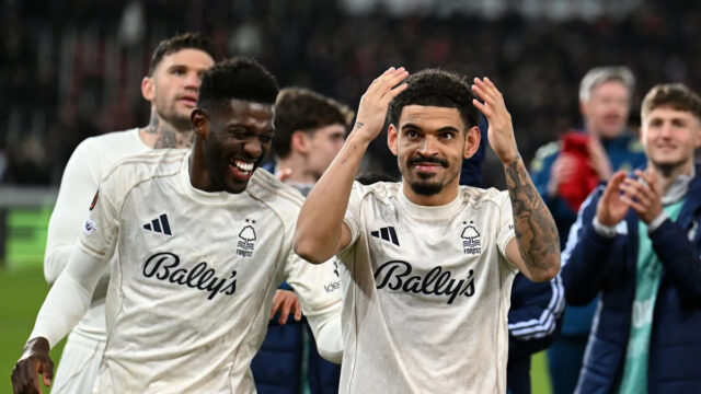 Nicolas Dominguez oslavuje gól pre Forest