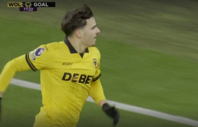 Sledujte: Virgil van Dijk bol šikanovaný Tolu Arokodare, keď Wolves šokovali Liverpool neskorým gólom
