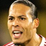 Slot späť po tom, čo Liverpool prekonal rekord Premier League a „pomalý“ Van Dijk pokoril