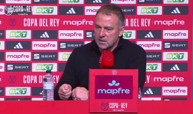 "Sme sklamaní, ale aj hrdí na to, čo sme videli" - Hansi Flick o vypadnutí Barcelony Copa
