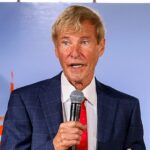 Športový agent Leigh Steinberg navrhuje riešenie lístkov NFL pre rodiny