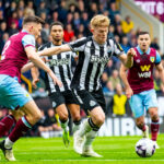 Správa: Arsenal a Liverpool sa pustili do boja o získanie hviezdy Newcastlu United