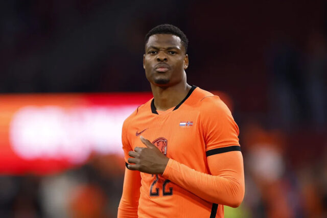 Správa: Liverpool je pripravený obnoviť záujem o obrancu klauzulou 21 Správa: Liverpool je pripravený obnoviť záujem o obrancu klauzulou 21 miliónov libier