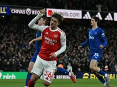 Správa Maxa Dowmana zhŕňa pocity Arsenalu, keď John Terry a Rio Ferdinand reagujú Max Dowman oslavuje strelenie svojho neskorého druhého gólu počas futbalového zápasu anglickej Premier League medzi Arsenalom a Evertonom na Emirates Stadium.