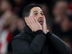Správy Arsenalu: Päť hviezd by mohlo chýbať vo finále Carabao Cupu, keď sa objaví riešenie Maxa Dowmana Mikel Arteta